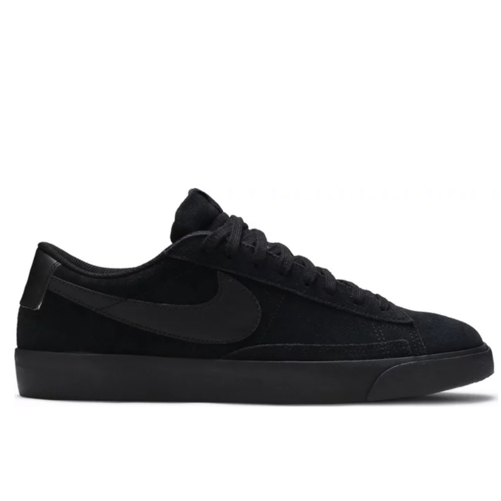 Nike Blazer Low LE 'Triple Black